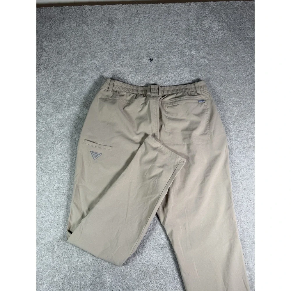 COLUMBIA PFG Men M 32x30 Short Pants fishing hiking quick dry outdoor Cargo Nwot
